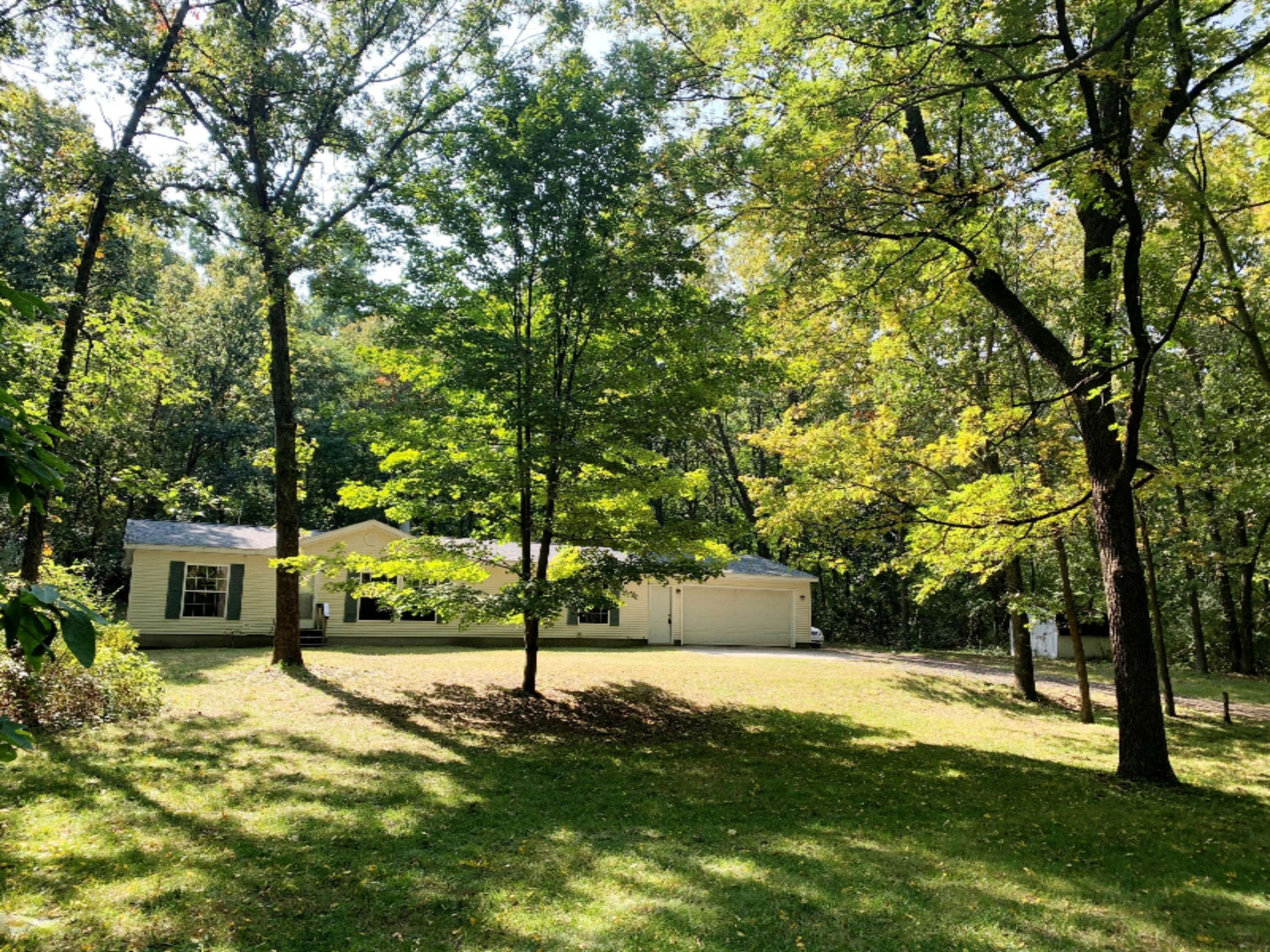 8045 Gun Lake Road Delton, MI 49046 - Photo 1 of 51 IMG_4670