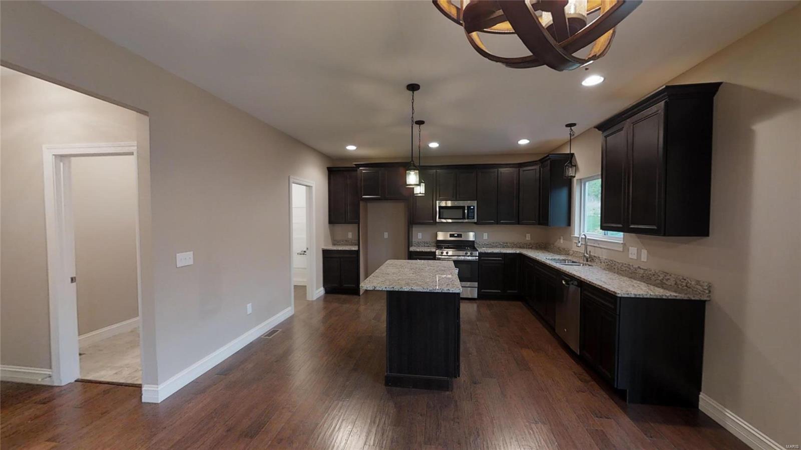 737 Alexander Mark Way Manchester, MO 63021 - Photo 7 of 22 Gallery Image 7
