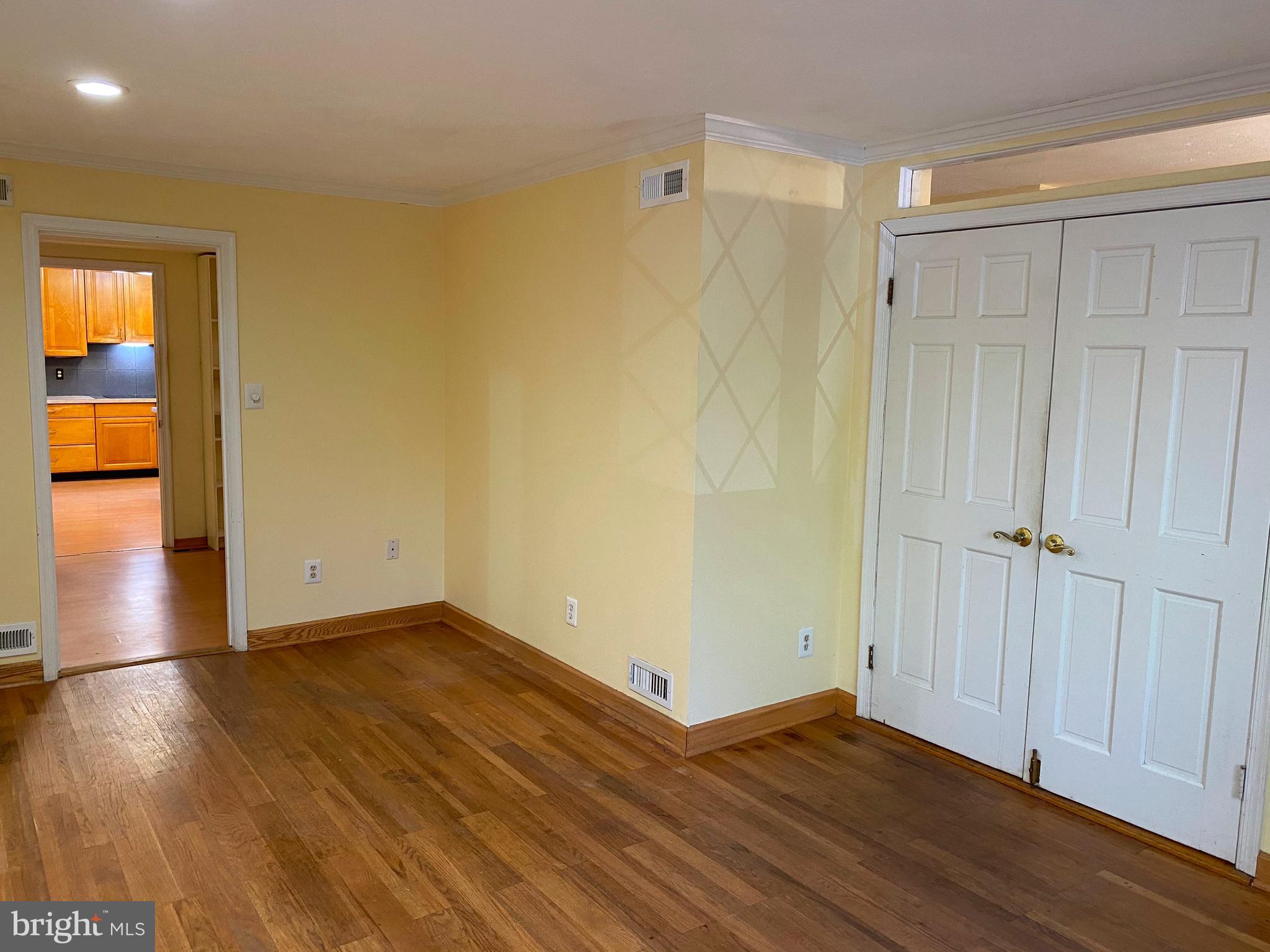 4650 Roundhill Road Ellicott City, MD 21043 - Photo 19 of 29 Living room with french doors