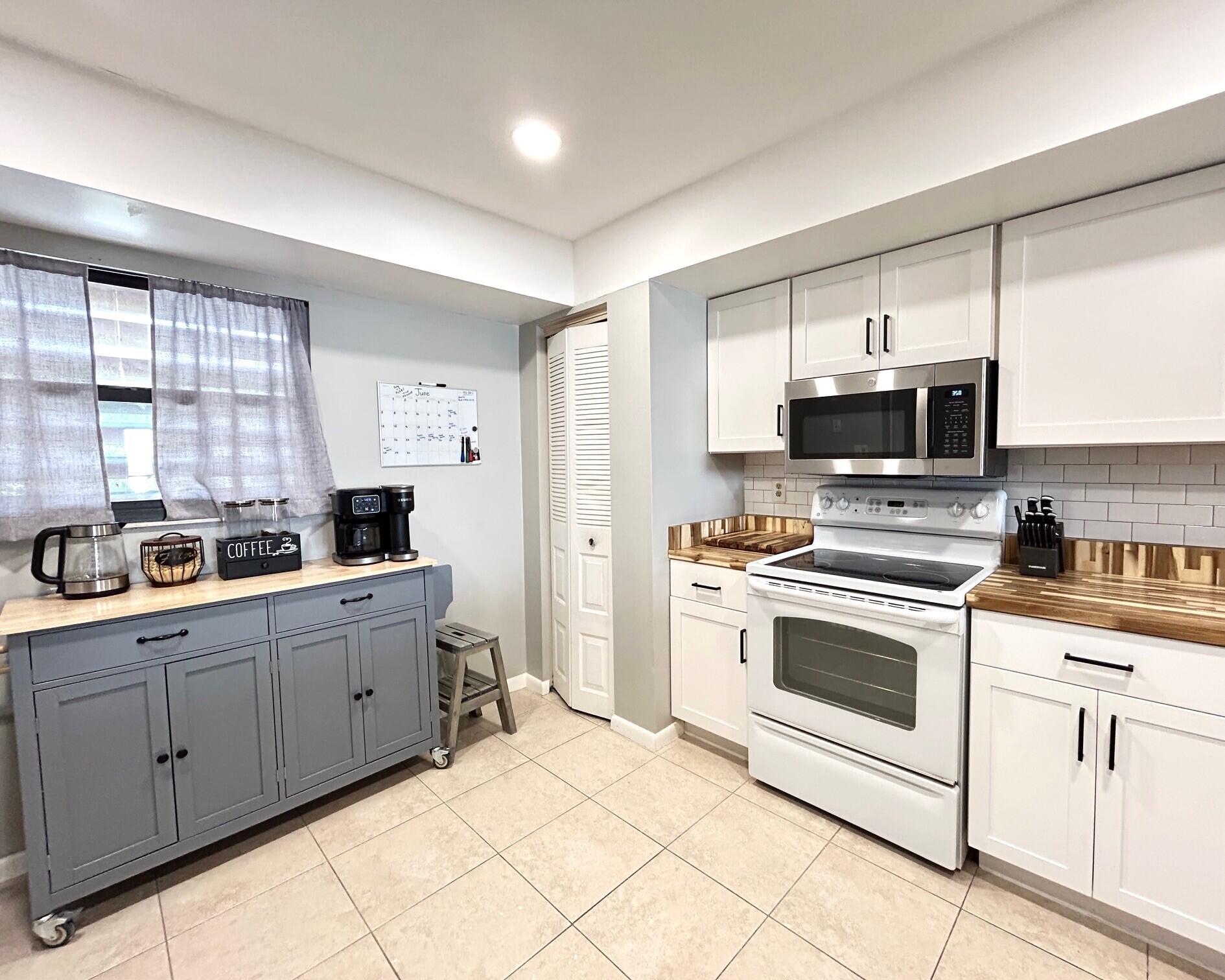 1811 Southwest Palm City Road, Unit A602 Stuart, FL 34994 - Photo 11 of 29 27