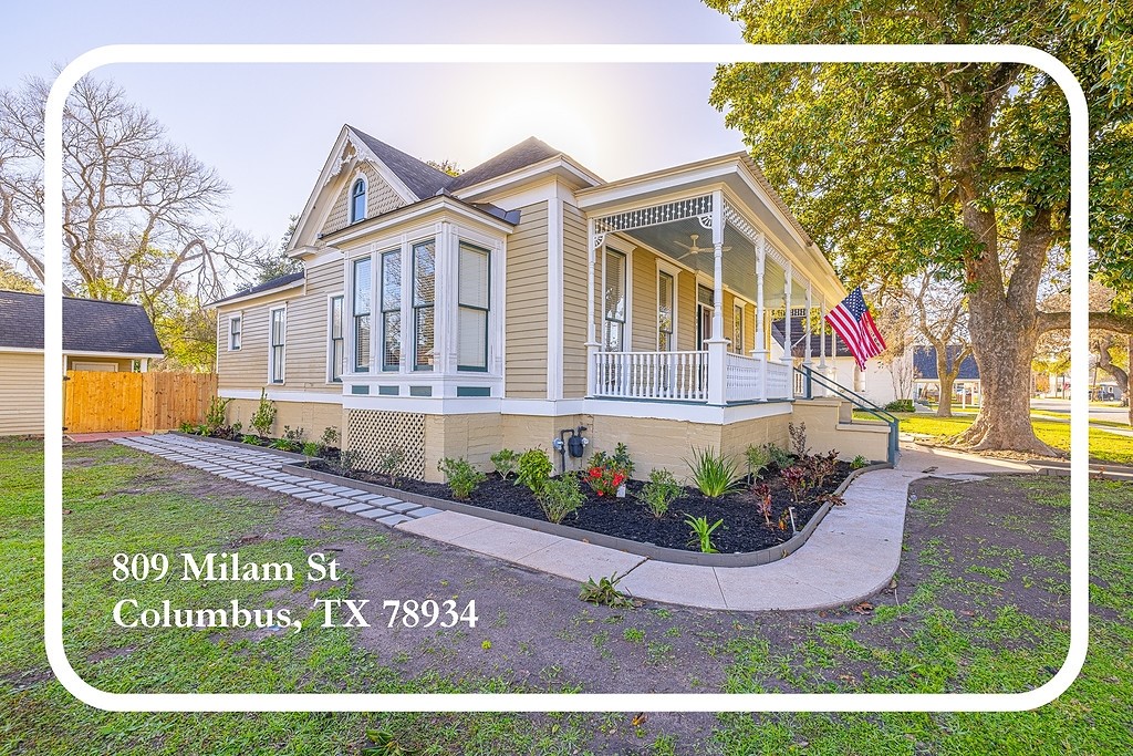 809 Milam Street Columbus, TX 78934 - Photo 1 of 30