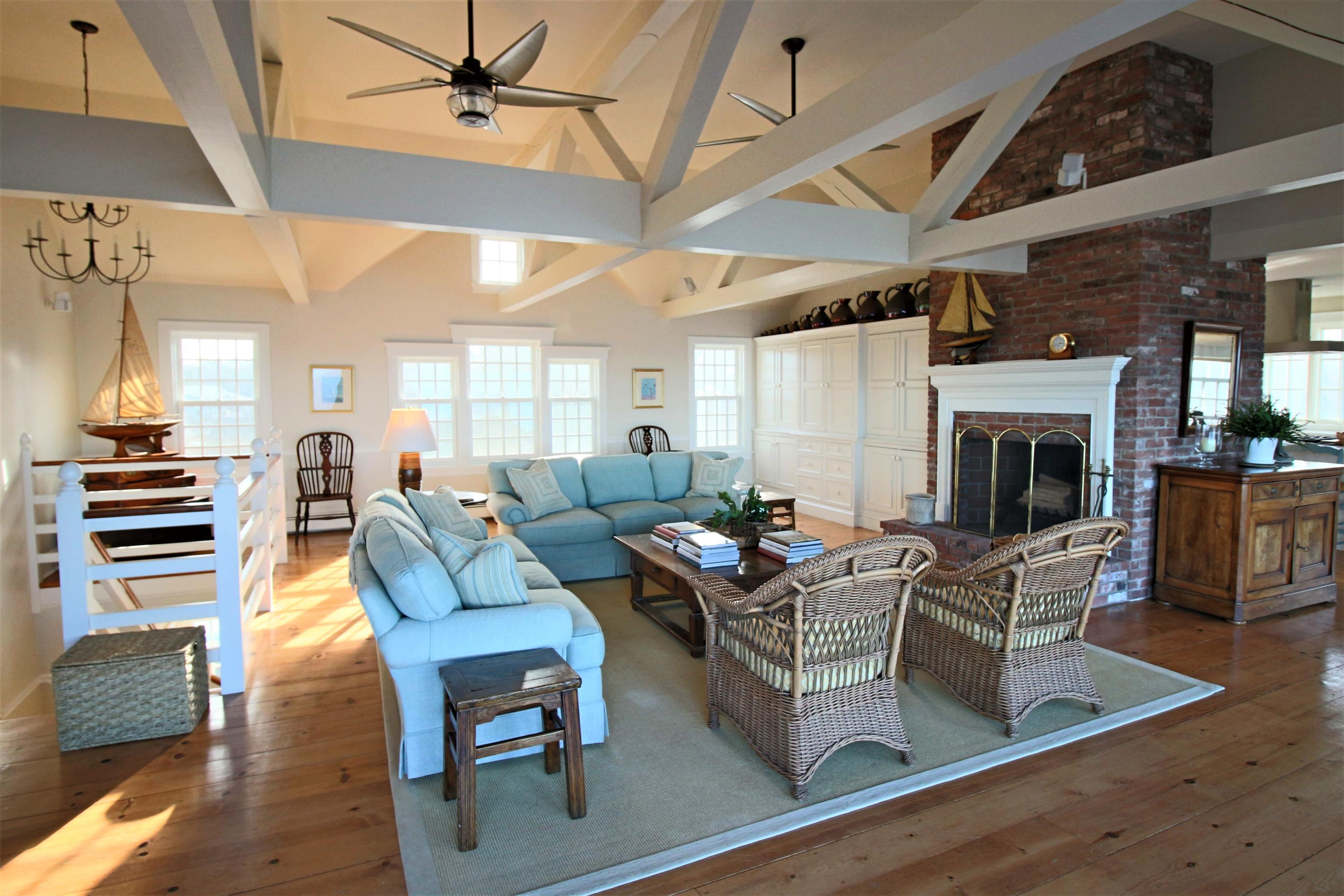 37 Schooner Road Dennis, MA 02638 - Photo 15 of 40 Main Lvl LR