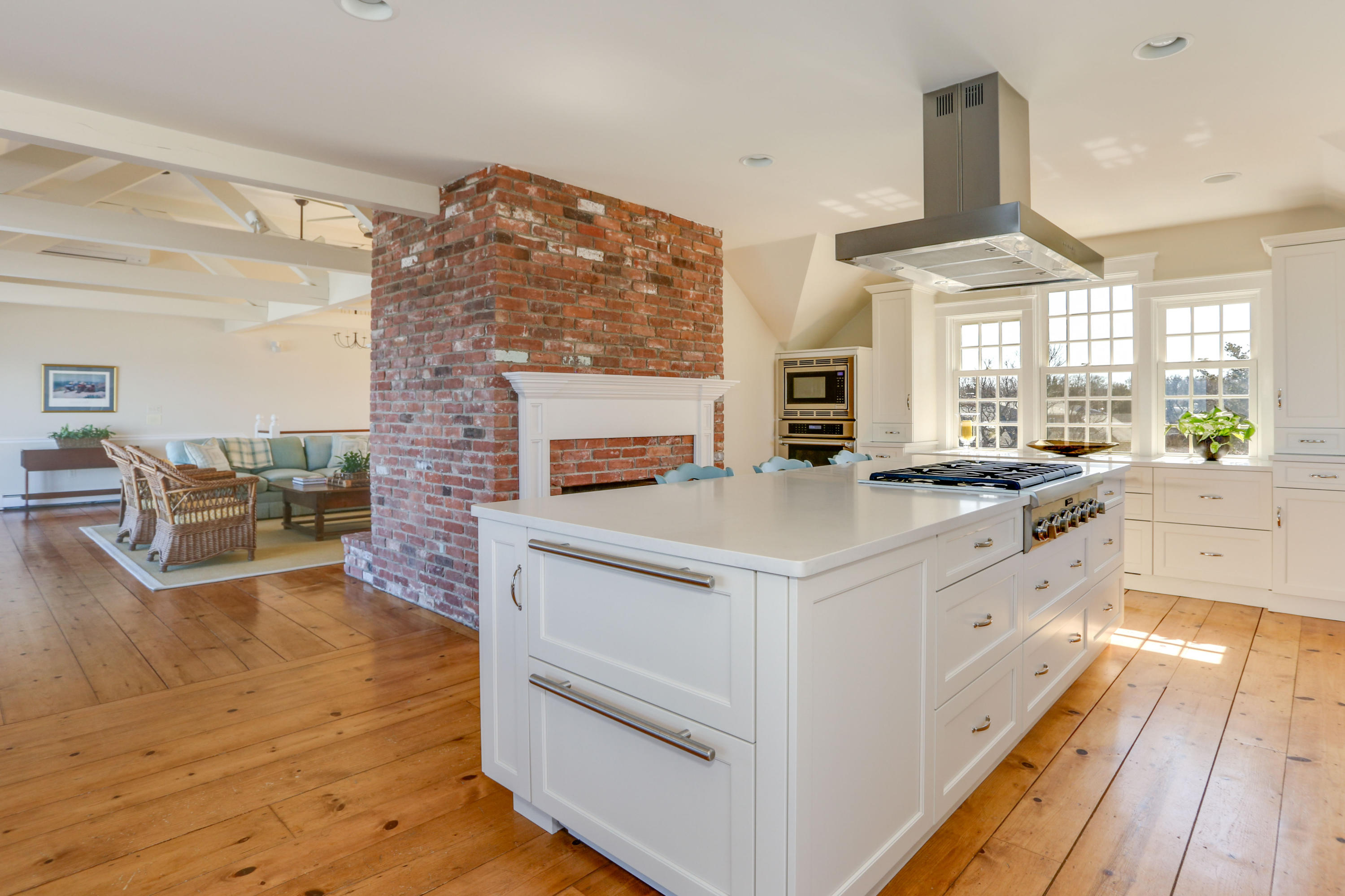 37 Schooner Road Dennis, MA 02638 - Photo 25 of 40 Kitchen