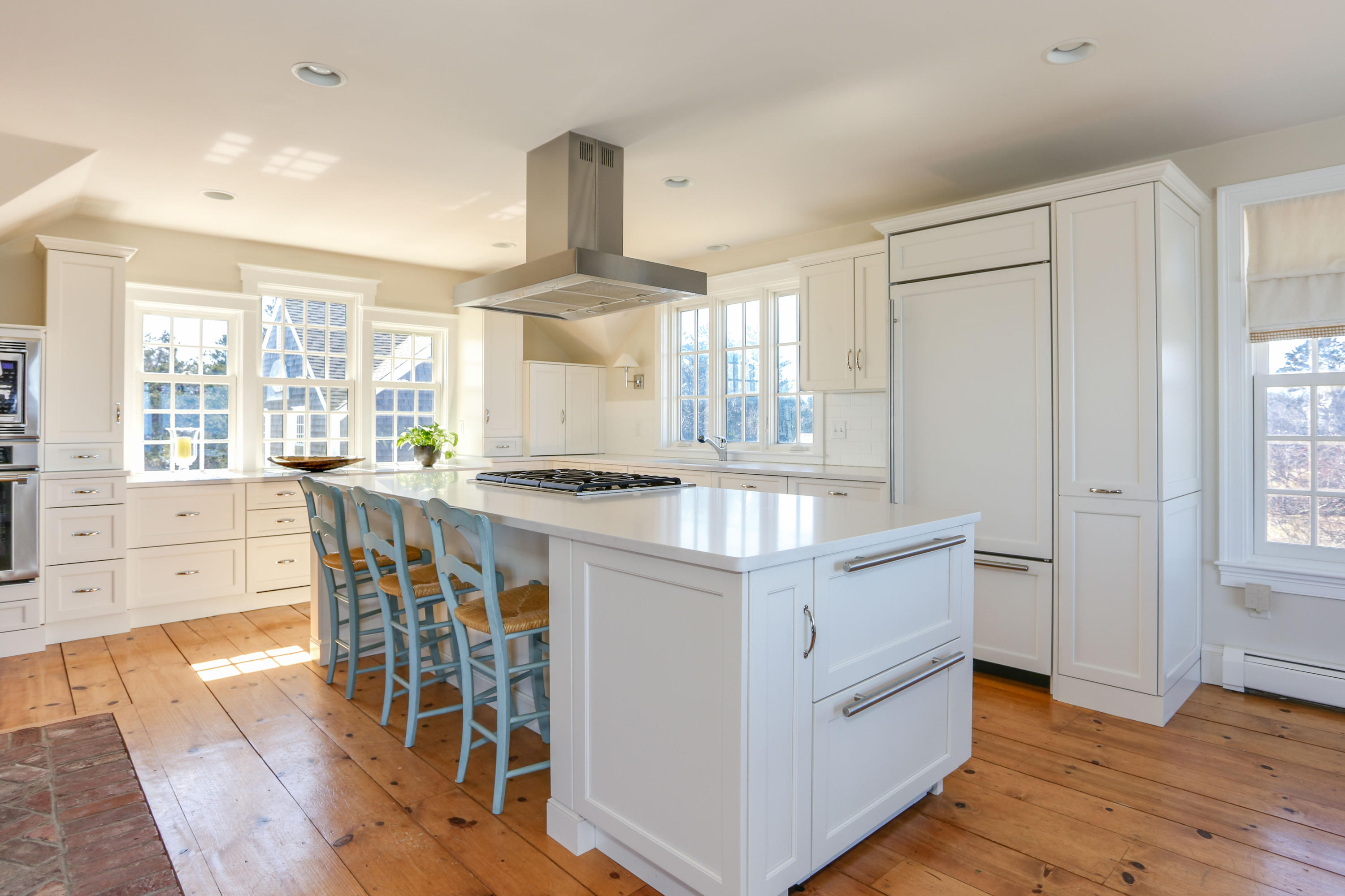 37 Schooner Road Dennis, MA 02638 - Photo 27 of 40 Kitchen SW View