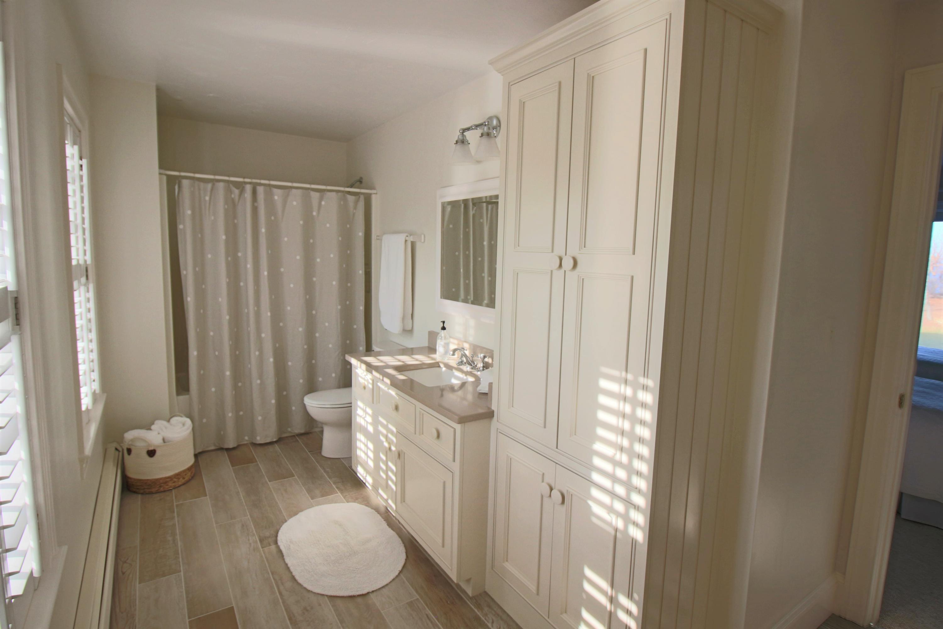 37 Schooner Road Dennis, MA 02638 - Photo 10 of 40 Lvl1 MBath