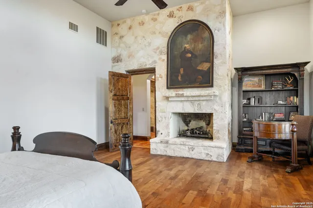 $1,999,000 | 164 Camino Del Reserve Lane, Comfort, TX 78013