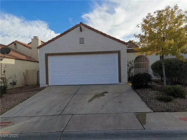 $1,800 | 8229 Willeta Avenue, Las Vegas, NV 89145