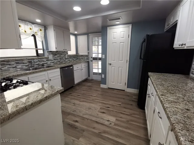 $1,800 | 8229 Willeta Avenue, Las Vegas, NV 89145