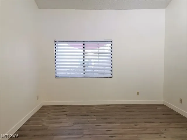 $1,800 | 8229 Willeta Avenue, Las Vegas, NV 89145