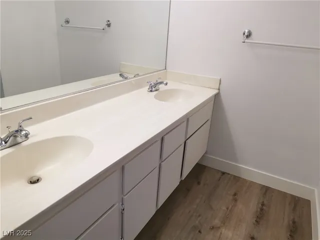 $1,800 | 8229 Willeta Avenue, Las Vegas, NV 89145