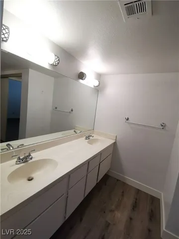 $1,800 | 8229 Willeta Avenue, Las Vegas, NV 89145