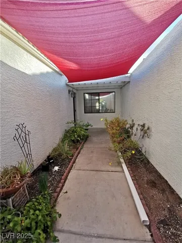 $1,800 | 8229 Willeta Avenue, Las Vegas, NV 89145