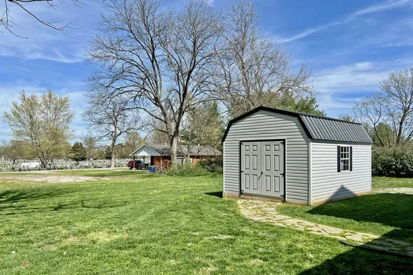 $390,000 | 315 McGoodwin Avenue, Franklin, KY 42134