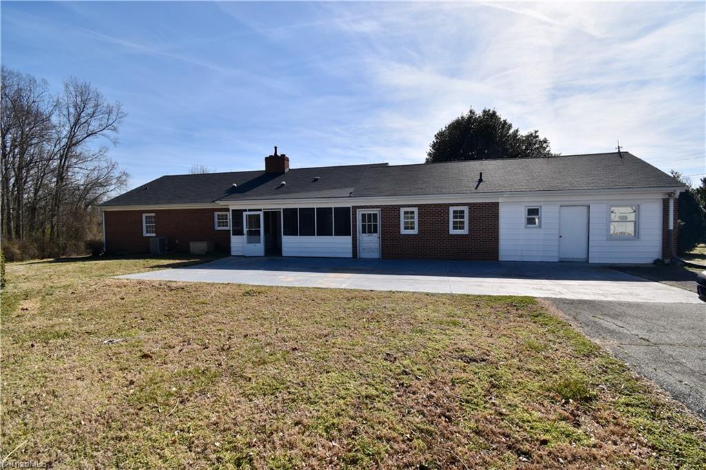6328 Monnett Road Climax, NC 27233 - Photo 3 of 47 Gallery Image 3