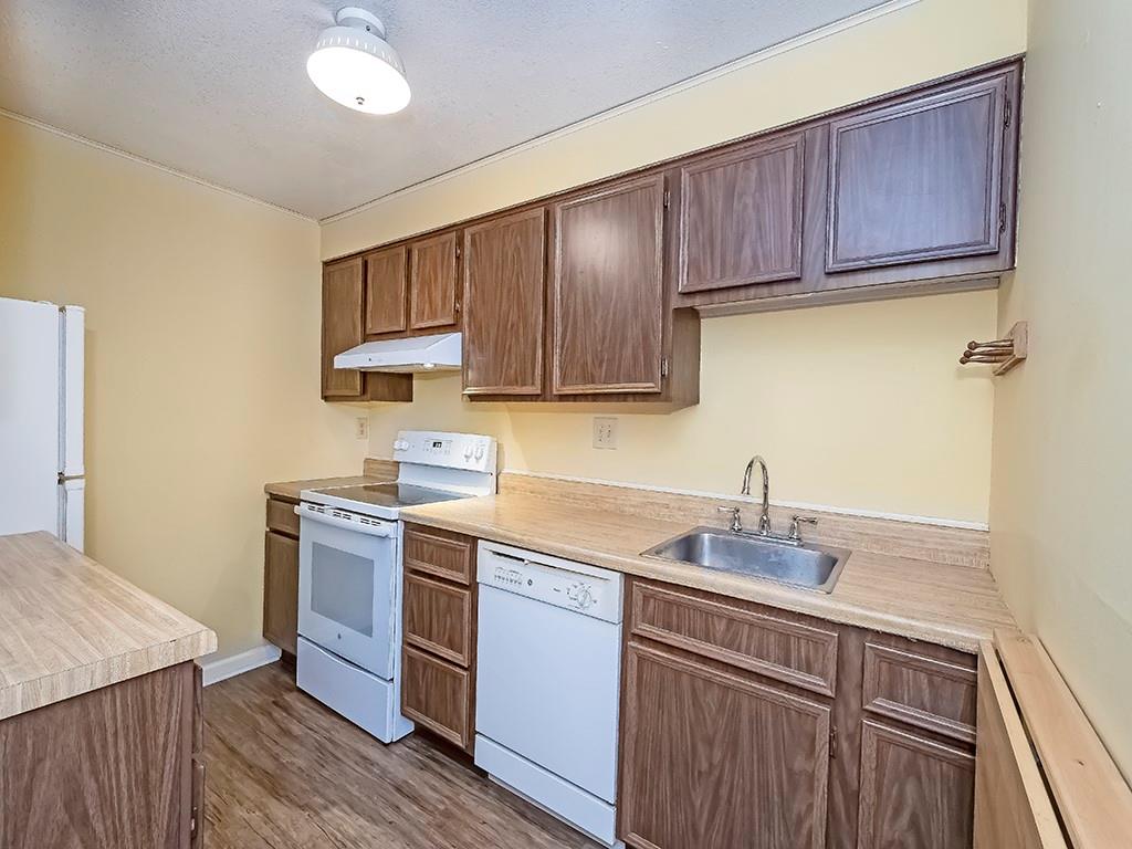 2461 Brook Ledge Road, Unit A24 Bridgeville, PA 15017 - Photo 6 of 15