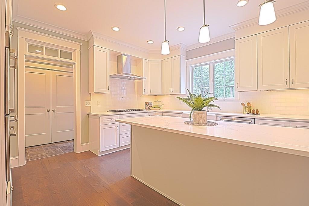 275 Sandy Pond Road Concord, MA 01742 - Photo 5 of 24