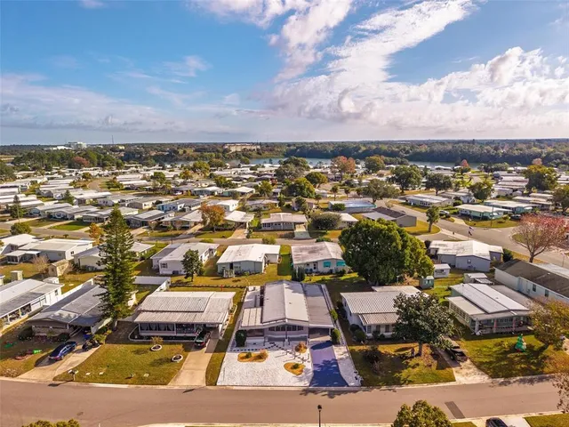 $238,000 | 1342 Elkhart Circle, Tavares, FL 32778