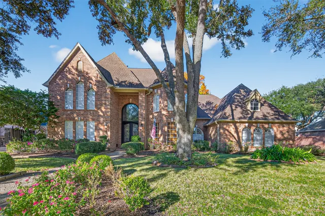 $900,000 | 20106 Ambervine Circle, Katy, TX 77450