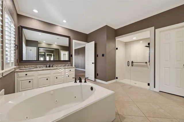 $900,000 | 20106 Ambervine Circle, Katy, TX 77450