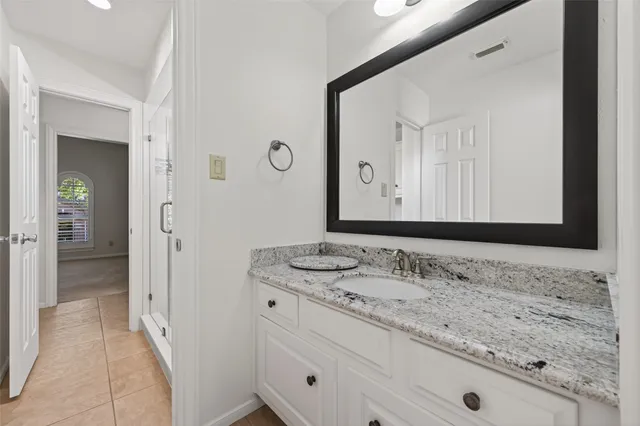 $900,000 | 20106 Ambervine Circle, Katy, TX 77450