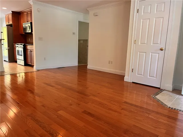 $2,800 | 33 Starr Drive West, Narragansett, RI 02882