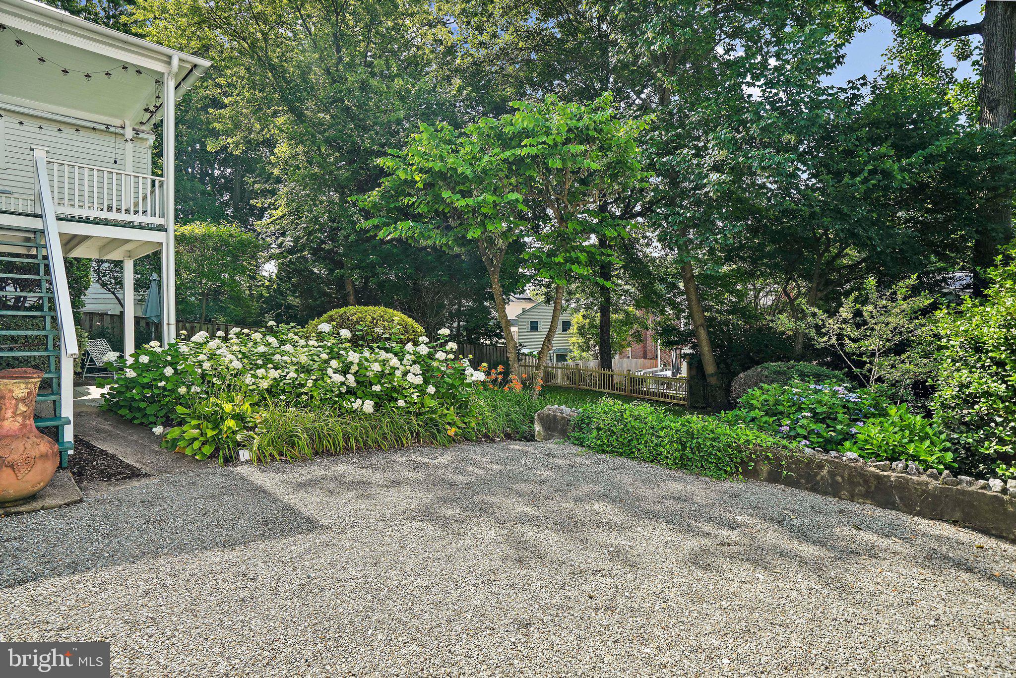 3612 Albemarle Street Northwest Washington, DC 20008 - Photo 38 of 42