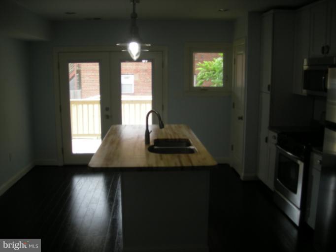 1503 First Street Southwest Washington, DC 20024 - Photo 1 of 16 Kitchen