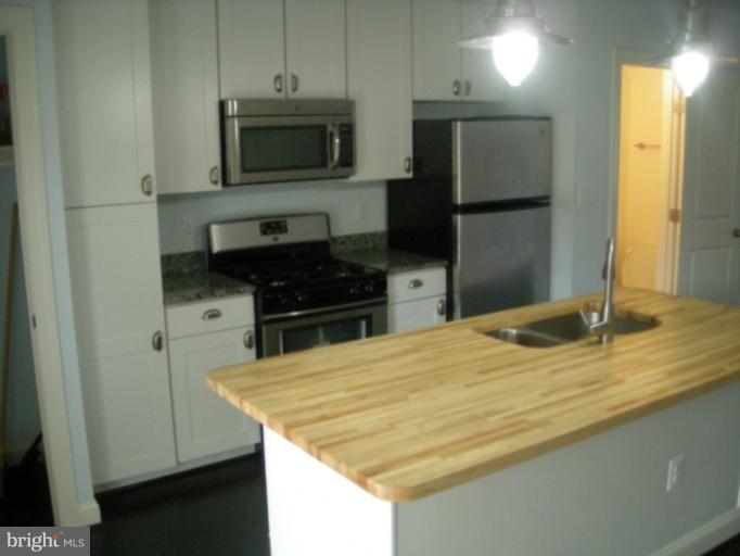 1503 First Street Southwest Washington, DC 20024 - Photo 10 of 16 Kitchen