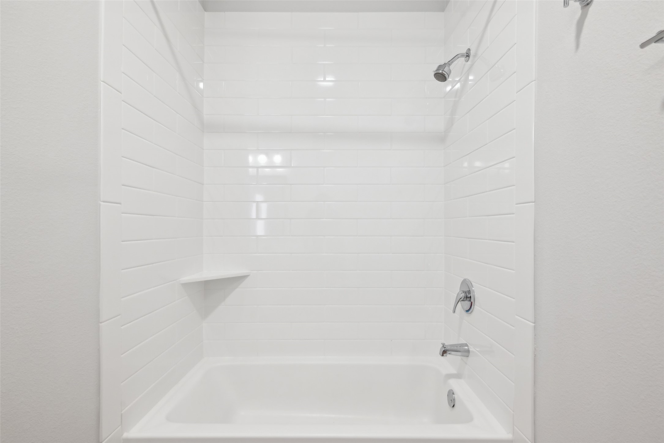 3651-401 South Custer Road McKinney, TX 75070 - Photo 24 of 31 a close up of a bathtub