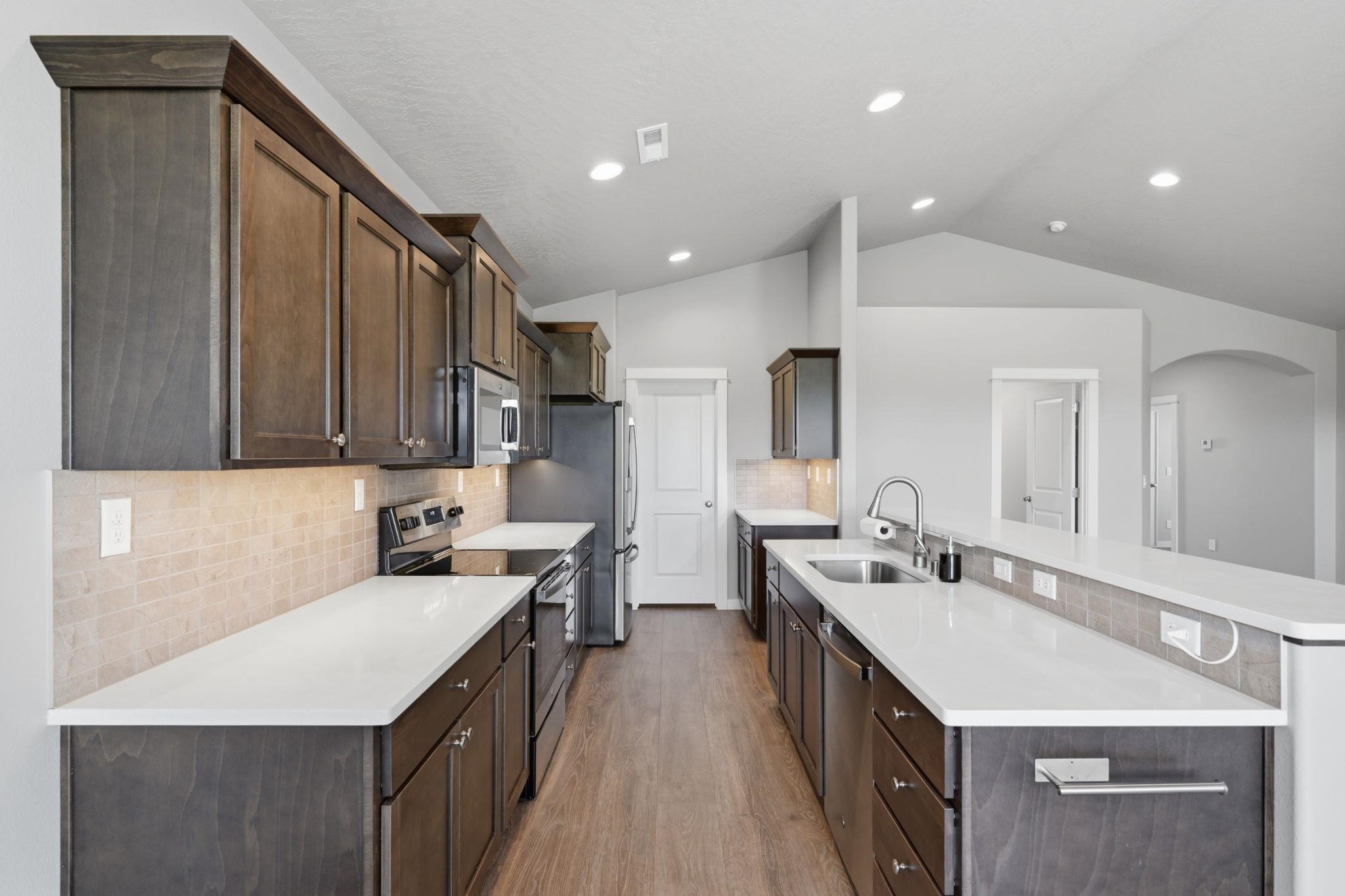 5509 South Zabo Road Spokane, WA 99224 - Photo 9 of 36