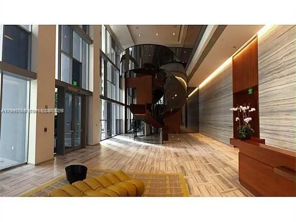 $2,550 | 1300 Brickell Bay Drive, Unit 2500, Miami, FL 33131