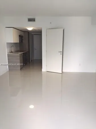 $2,550 | 1300 Brickell Bay Drive, Unit 2500, Miami, FL 33131