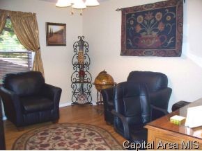 1 Timberhill Springfield, IL 62704 - Photo 7 of 12