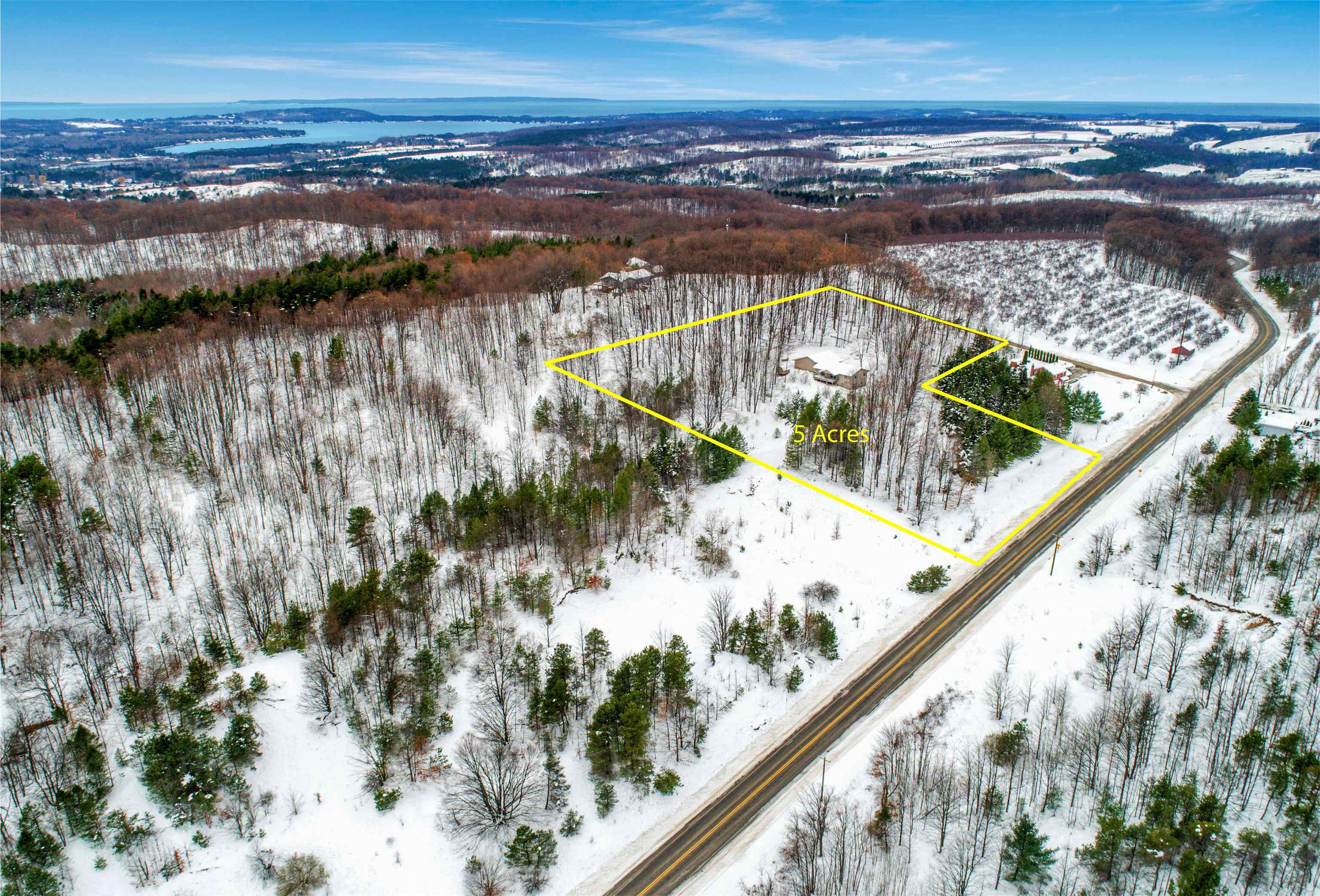 8850 East Bahle Road Suttons Bay, MI 49682 - Photo 30 of 33 1906606-30.JPG