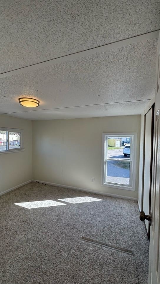 557 Southwest Cutoff, Unit 124 Worcester, MA 01607 - Photo 9 of 12 Gallery Image 9