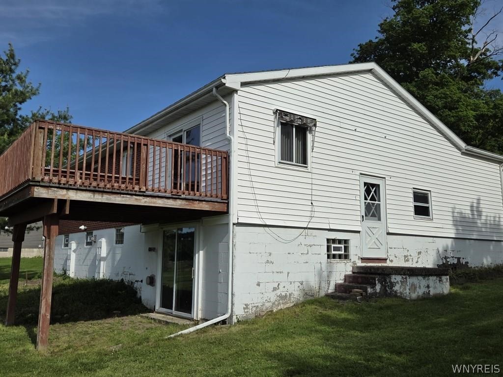 1064 Reynolds Road Darien, NY 14036 - Photo 6 of 44