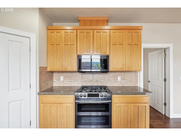 $639,000 | 15965 Leo Court, Oregon City, OR 97045