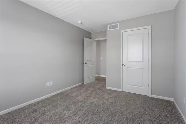 $379,900 | 702 Wood Sage Court, Raymore, MO 64083