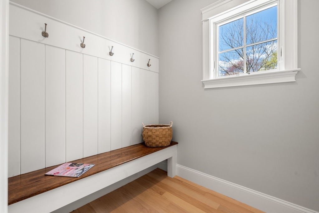 6 Revolutionary Road Lexington, MA 02421 - Photo 7 of 36