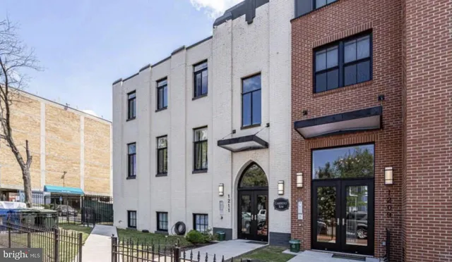 $1,800 | 1211 G Street Southeast, Unit 6, Washington, DC 20003