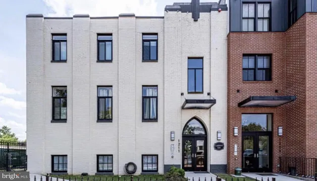 $1,800 | 1211 G Street Southeast, Unit 6, Washington, DC 20003