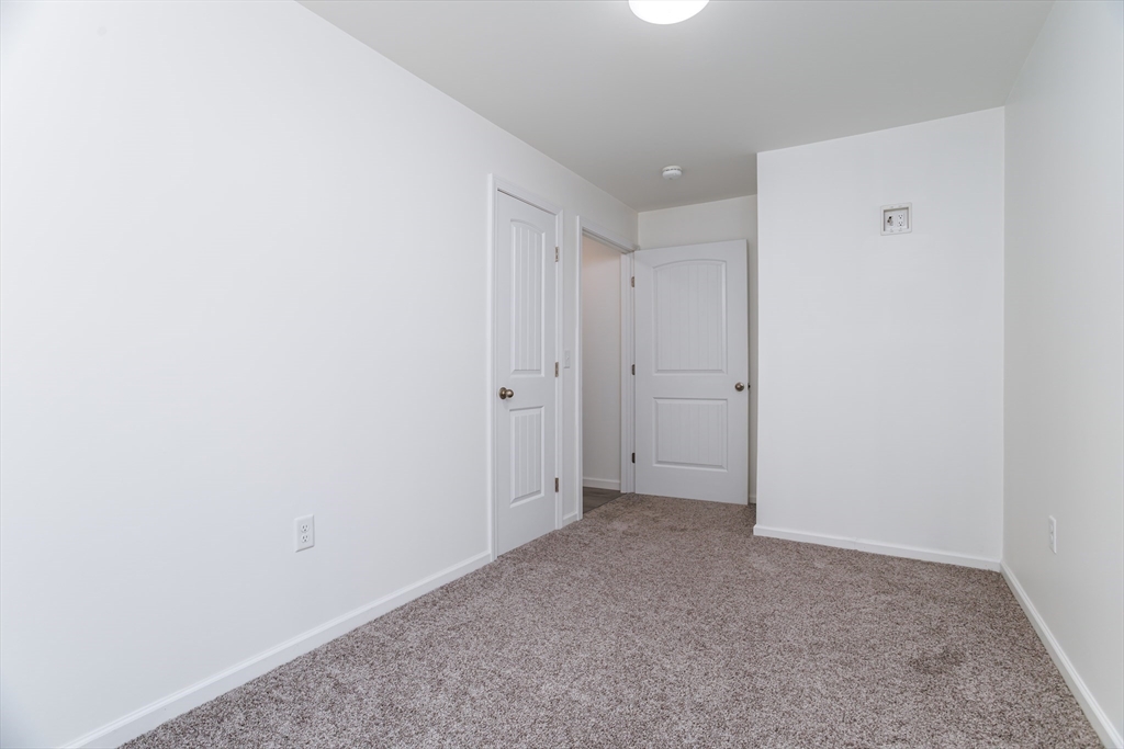 54 Deacon's Lane Troy, NH 03465 - Photo 23 of 42