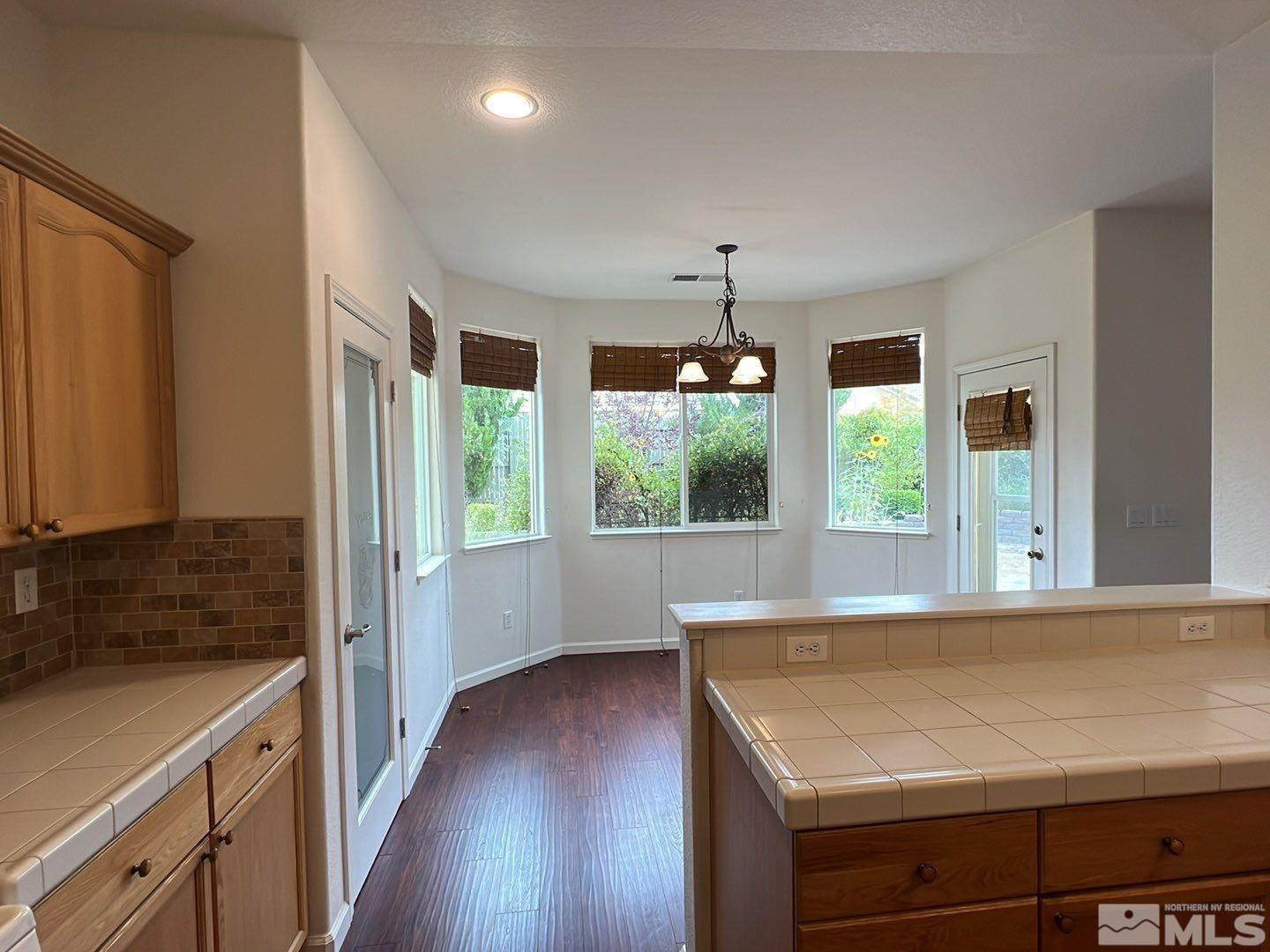 1720 Ornellaia Way Reno, NV 89521 - Photo 11 of 29 Photo 11