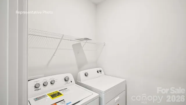 $373,590 | 756 14th Ave Court Northeast, Hickory, NC 28601