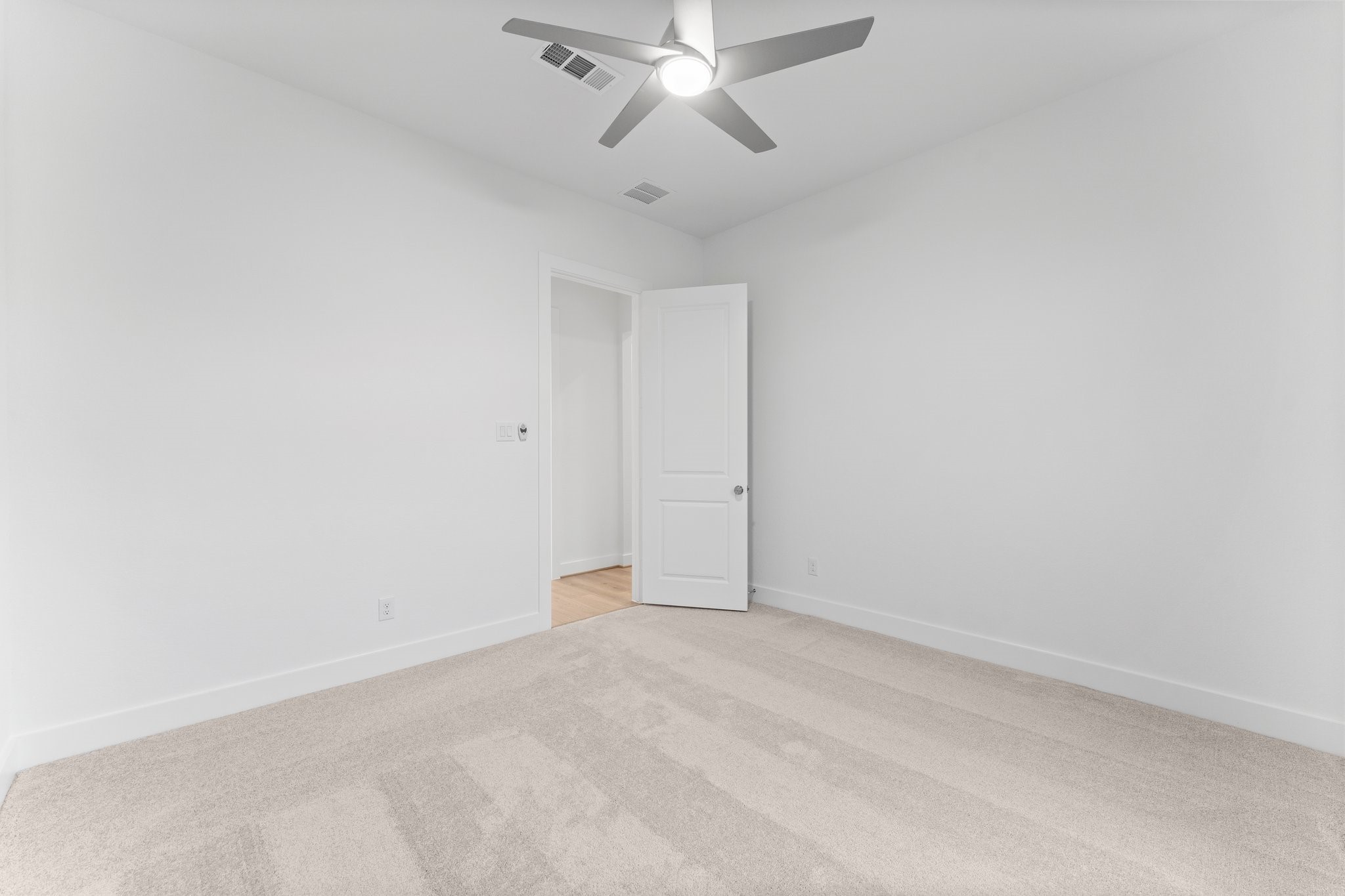 26915 Longwood Ledge Lane Spring, TX 77389 - Photo 7 of 41