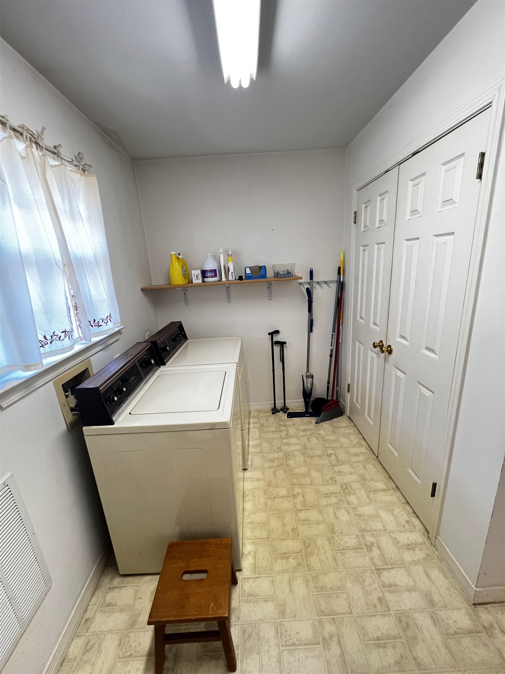 25203 East Olive Street Elberta, AL 36530 - Photo 14 of 16 Laundry/Mud Room