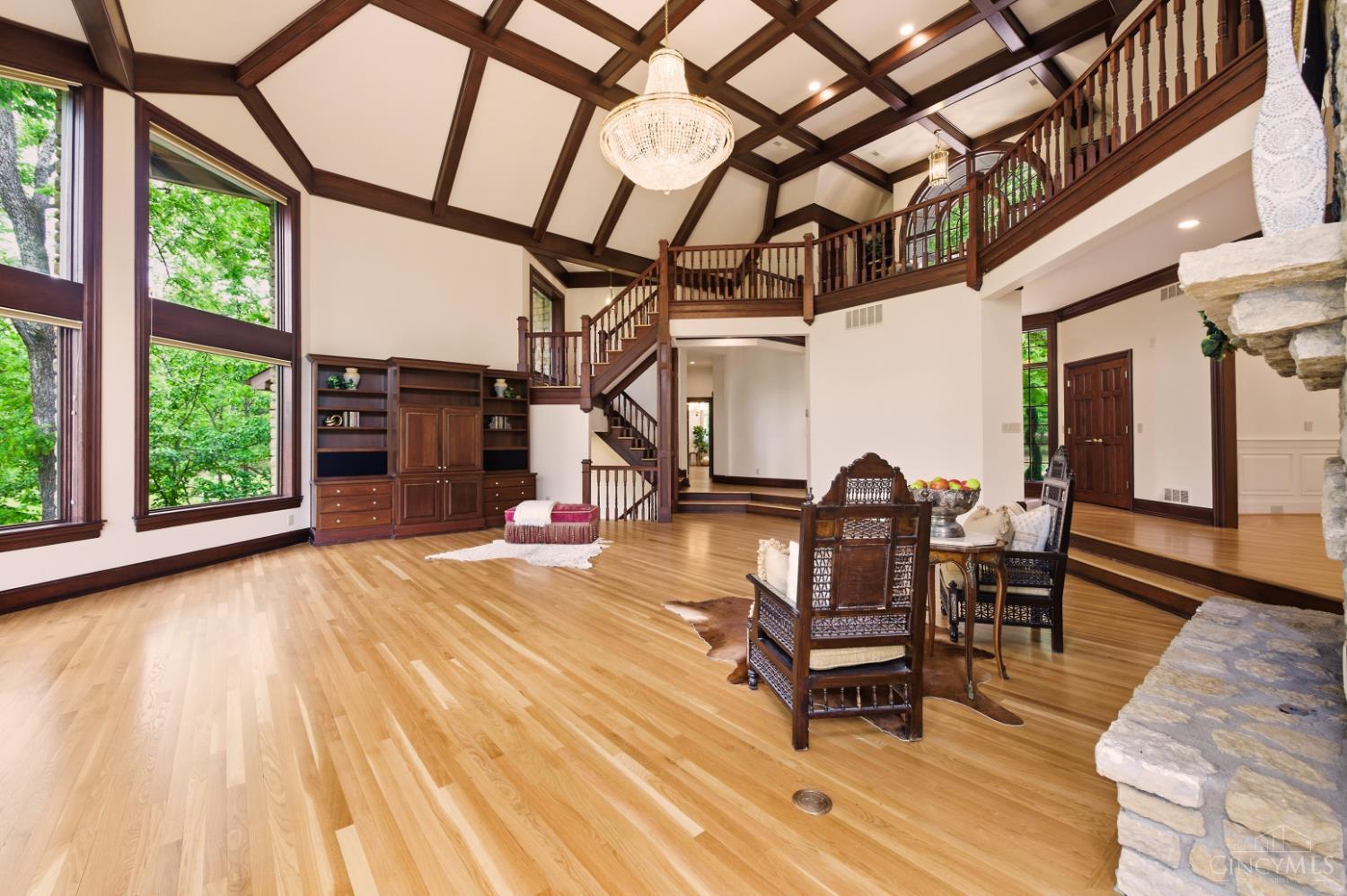 8690 Hopewell Road Cincinnati, OH 45242 - Photo 25 of 79
