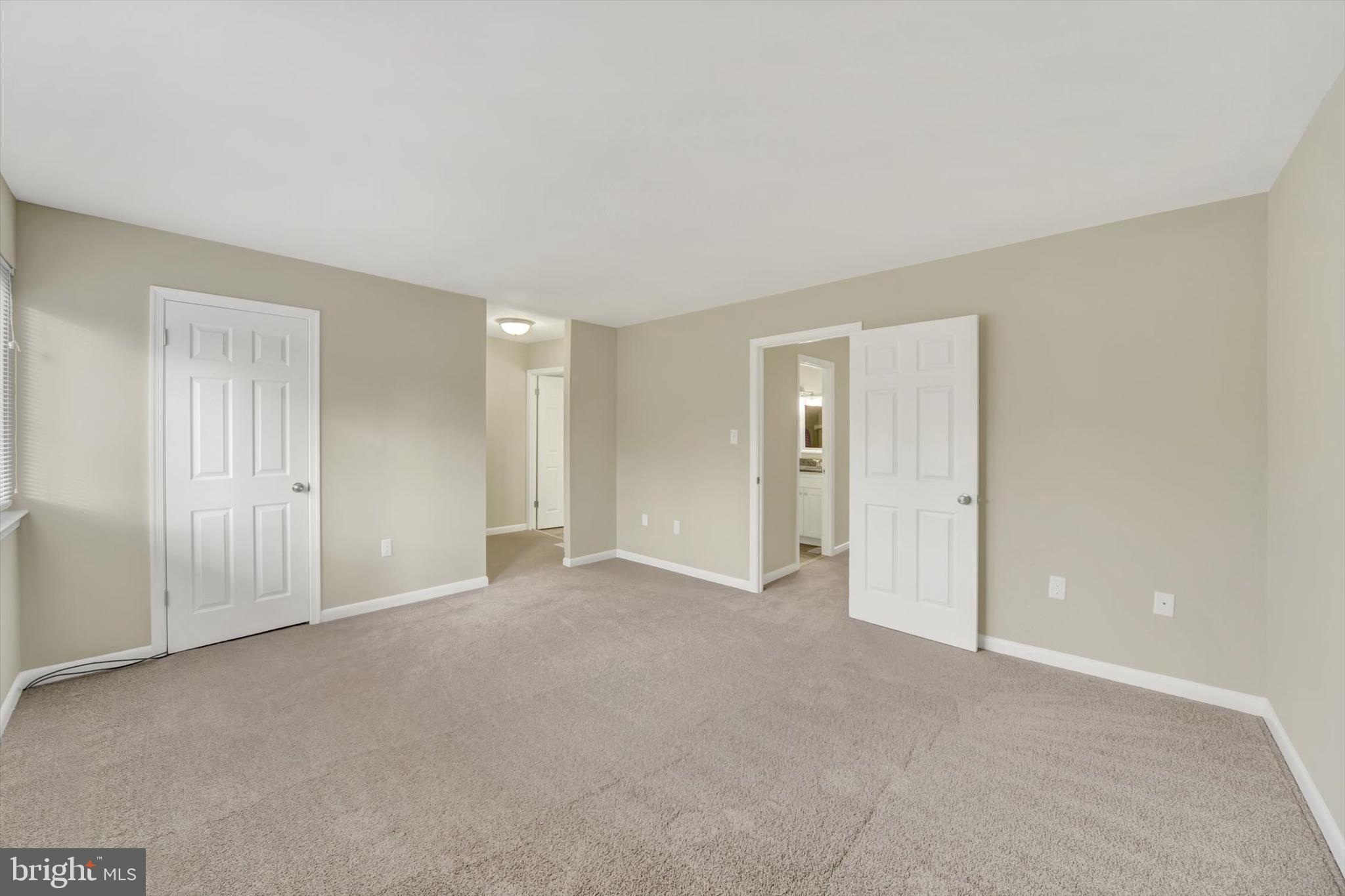 413 Colonial Ridge Lane Arnold, MD 21012 - Photo 11 of 25 Primary bedroom