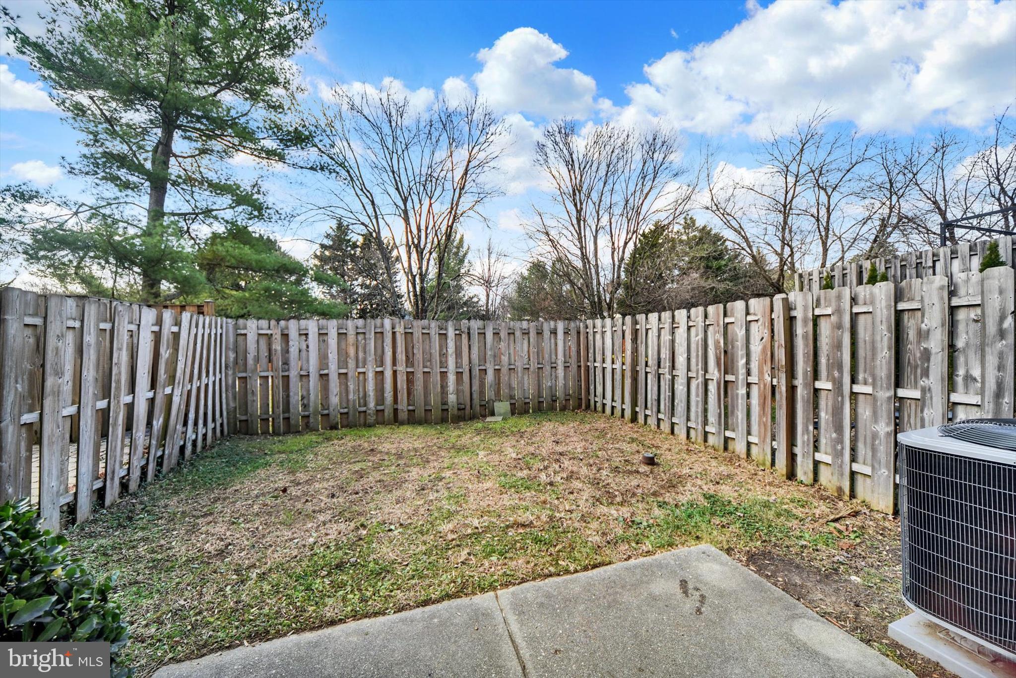 413 Colonial Ridge Lane Arnold, MD 21012 - Photo 24 of 25 Backyard fenced