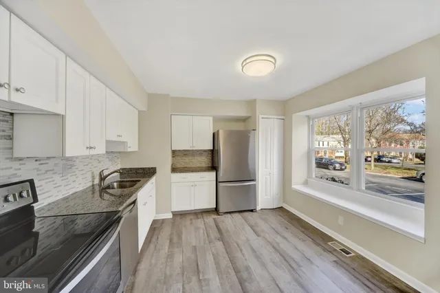 $450,000 | 413 Colonial Ridge Lane, Arnold, MD 21012